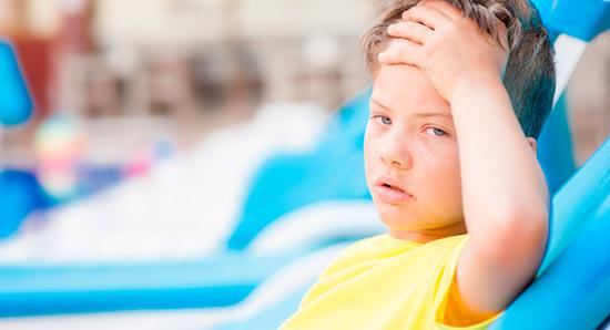 nino-con-golpe-calor