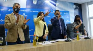 Saludo-Cuyi-y-Leito-300x166