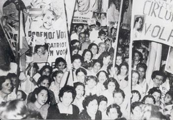 Acto_del_Partido_Peronista_Femenino,_1951