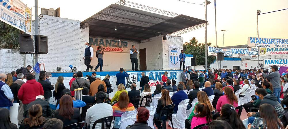 c3d090ac-68d4-4c5c-9b0c-09da7b2f0df5