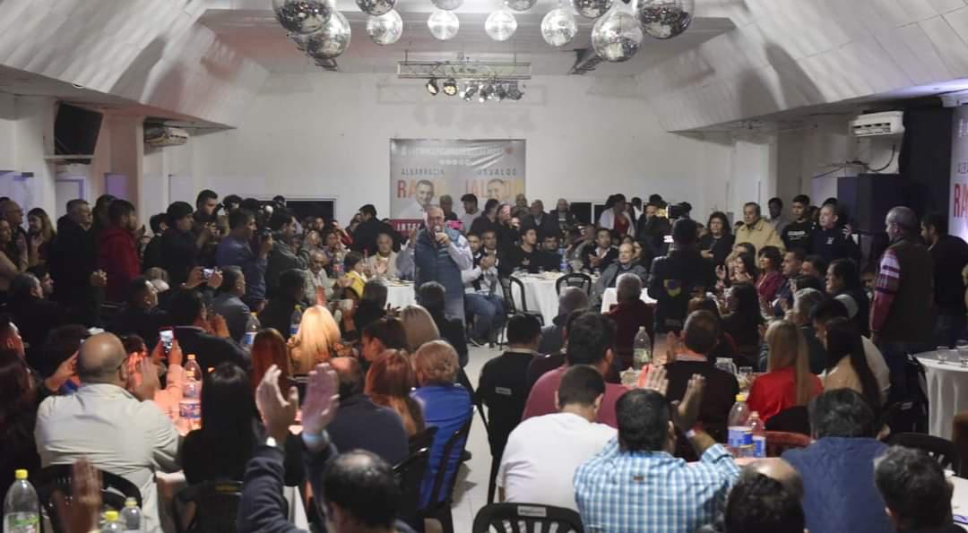 8d22e4ca-acd4-4ead-bafb-37dc26e42723