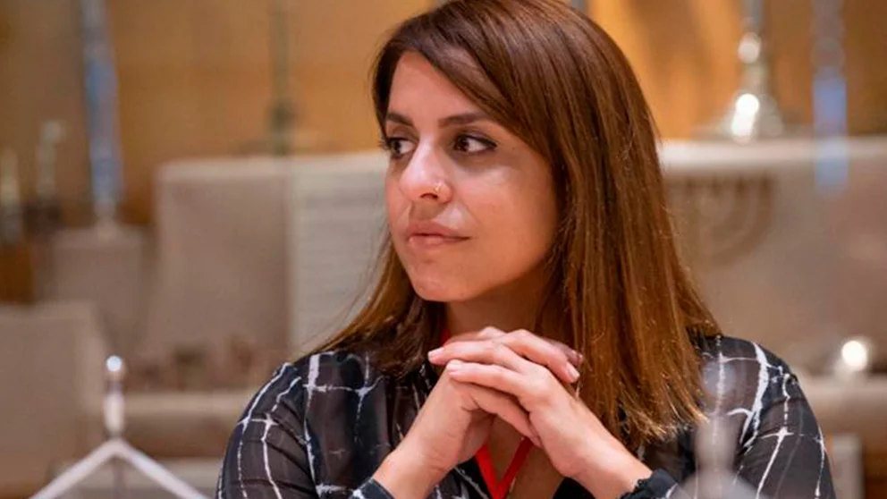 AW42FQF7FZC7HN54FTIHE2Y5FA