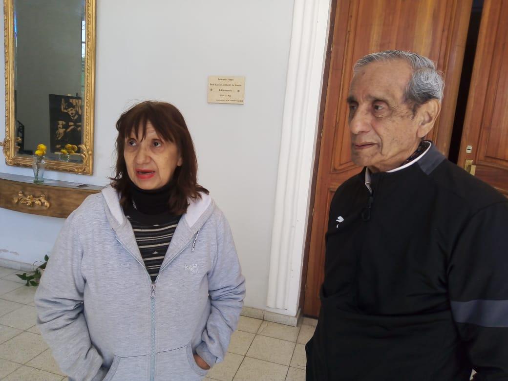 f6c33316-a054-4471-9f21-f9f4295e95f2