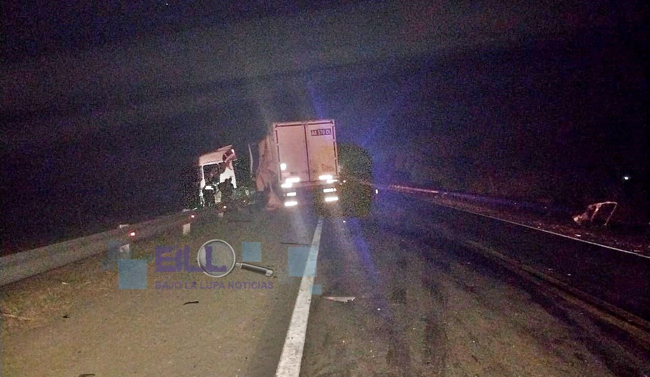 CHOQUE CAMIONES 1