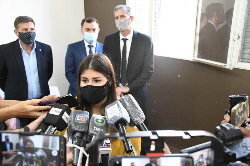 a9b33ac7-2276-47d1-90c6-8a0da8fac03f