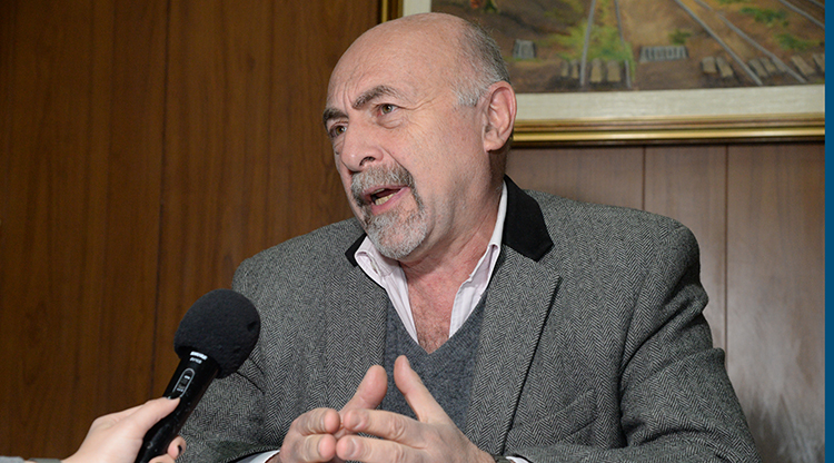 conferencia-de-prensa-julio-saguir-05