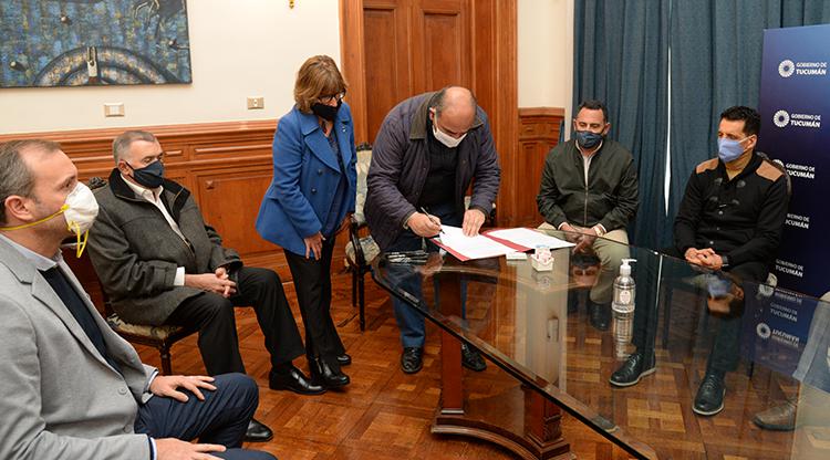 Manzur-convenio-obras-Concepcion-LS-10