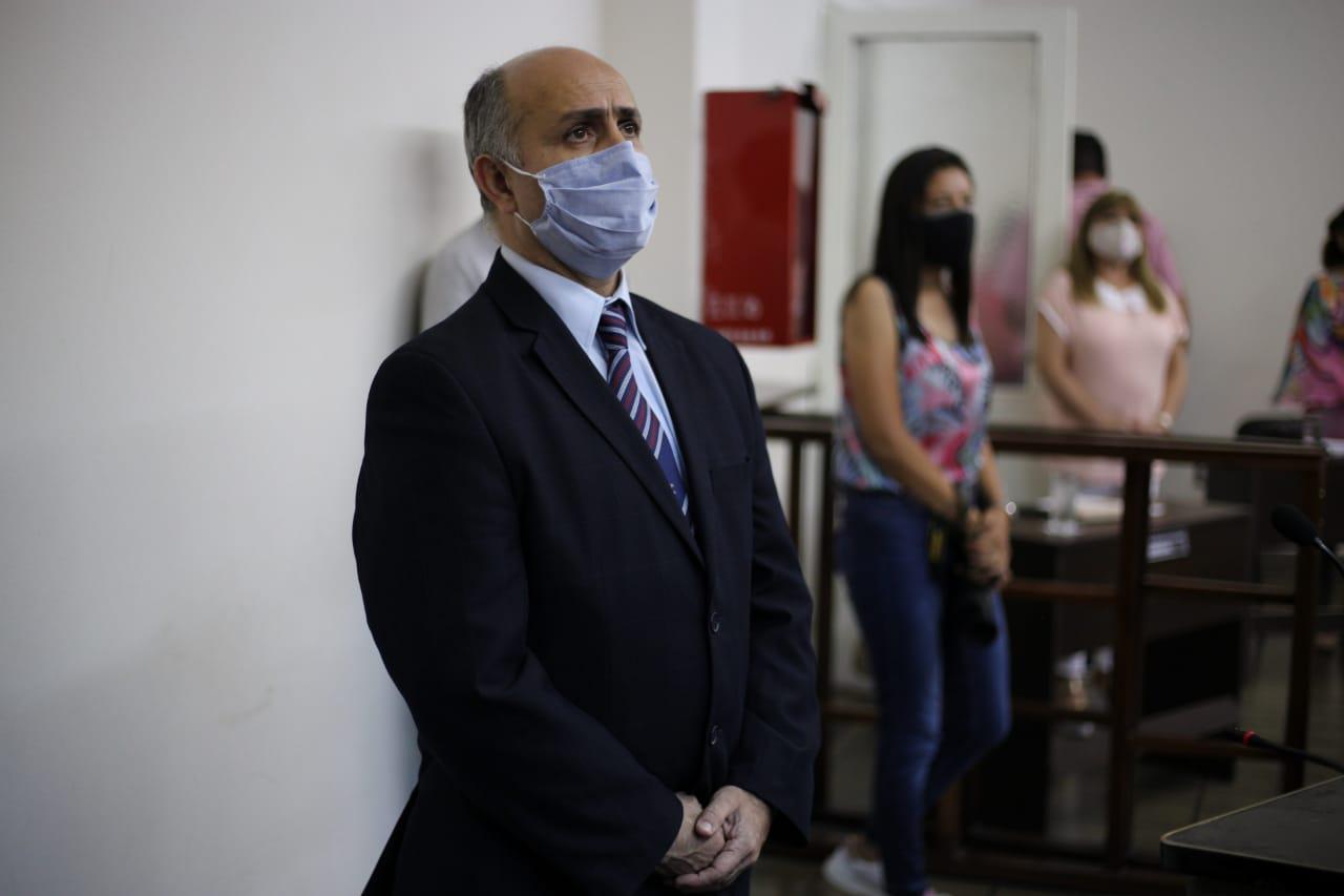 dacc8cf1-899c-4fc1-bb00-879eeb3b05f0