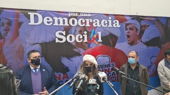 de10ea8e-f543-4572-9243-93b8f5832d19