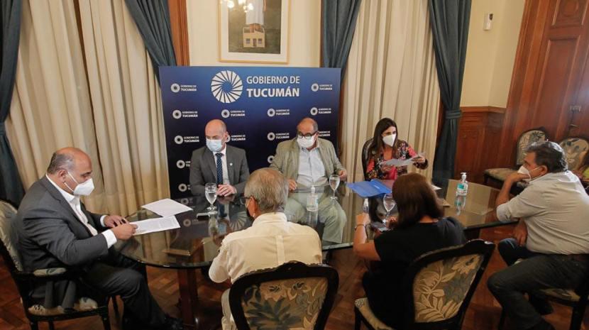 830x465_210225214950_10384