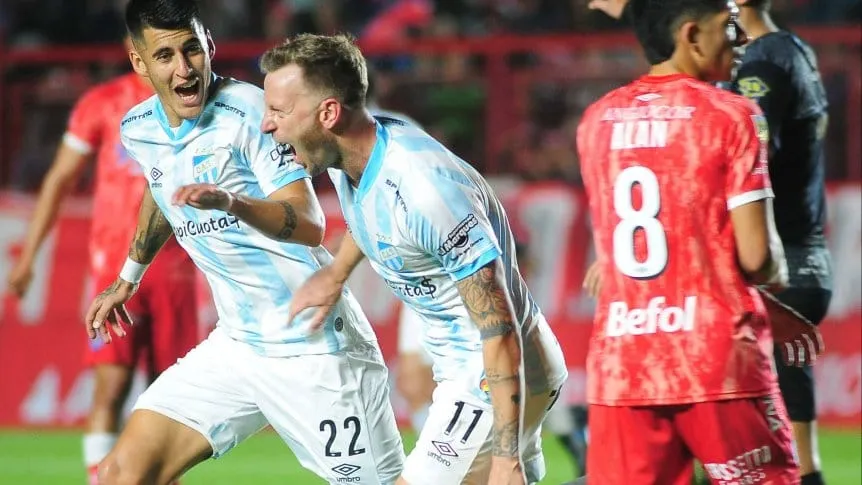 menendez-festejo-atletico-tucuman_862x485