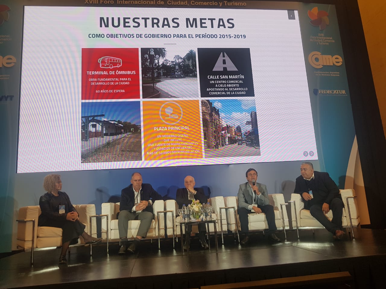 b9d916d2-f4f5-436f-a986-dafd217cfce0