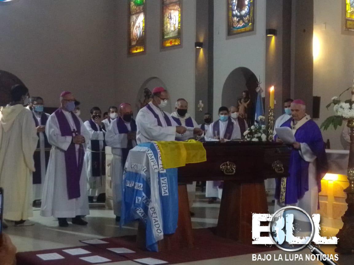 dd29b0de-35ce-4d3e-a3c5-94a799d95830