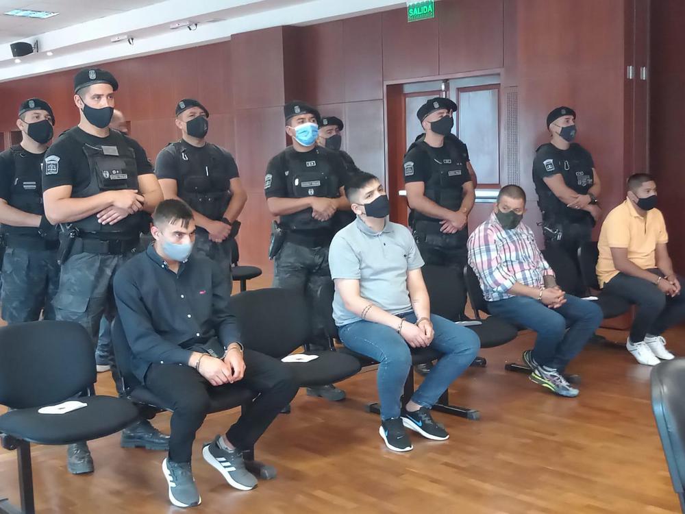 87d2d299-11ae-4f22-be27-8230ed380b1f