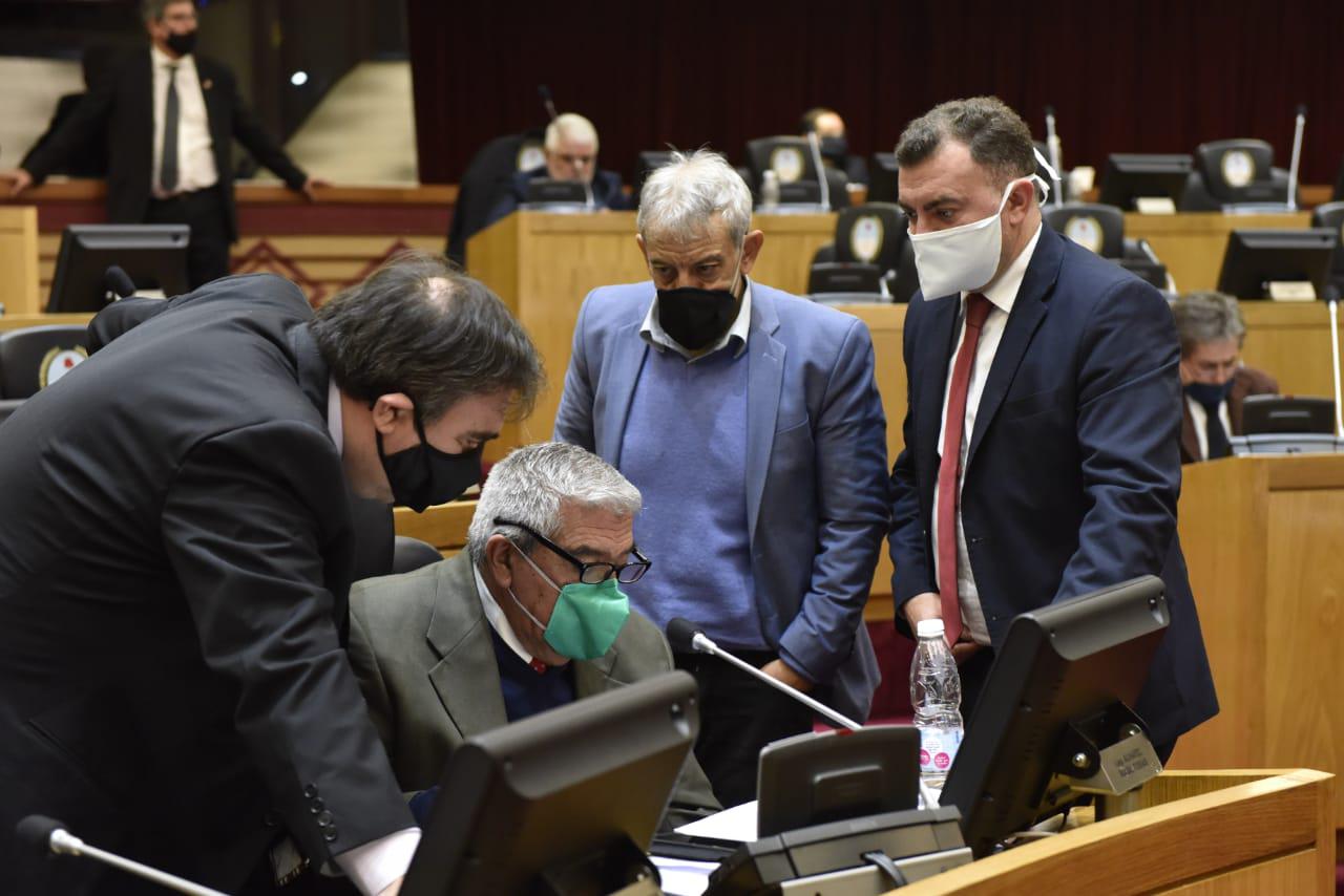 8f8ac5da-2cd5-4175-8fa0-be84bdd2492a