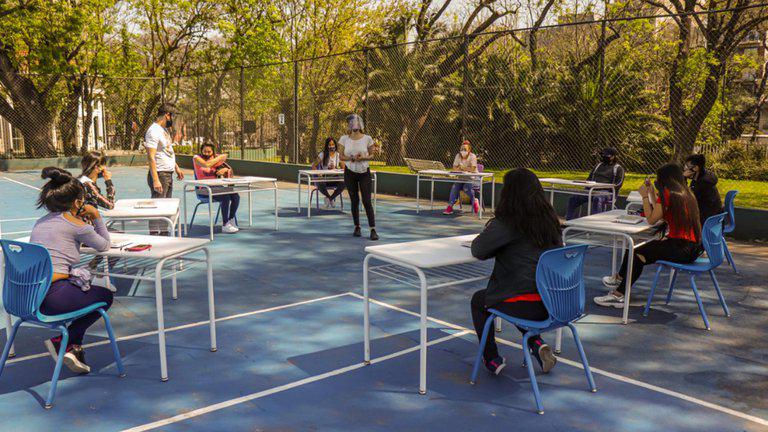 4RRVOU2PEZAINFSZTMTHXWRZUQ