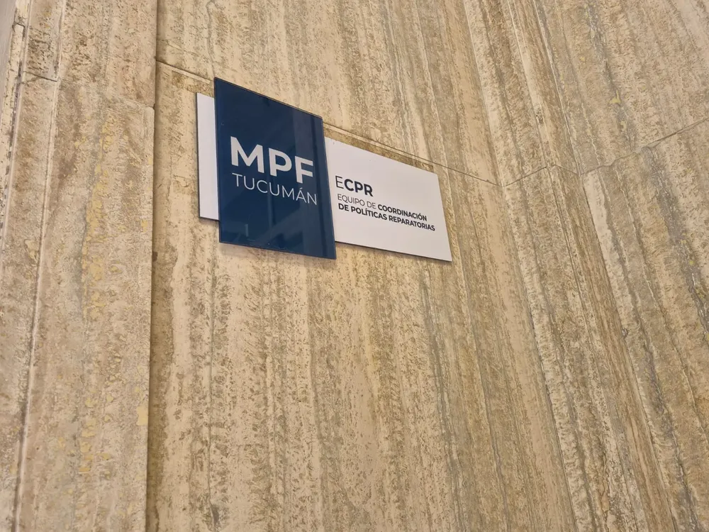 c06a33c0-7b3e-4294-abb3-6f3cd7a070d6