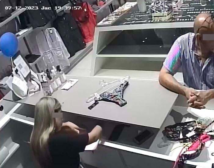 4a35320e-ef08-494d-9e11-a7afb21dc349