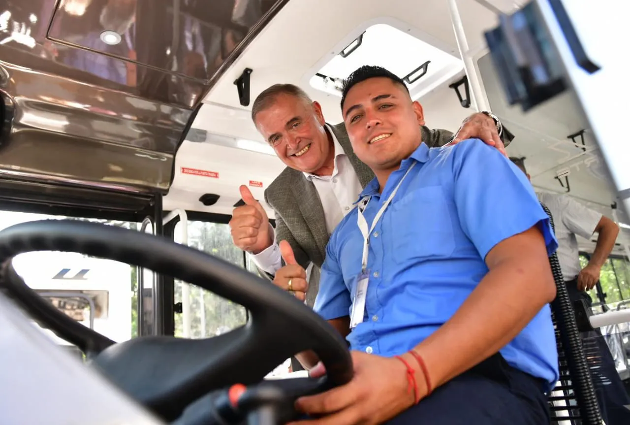 30a33024-2cd9-453c-af4b-f7c0cc635aaa