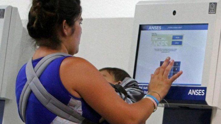 el-gobierno-publico-el-boletin-oficial-los-nuevos-requerimientos-acceder-la-auh