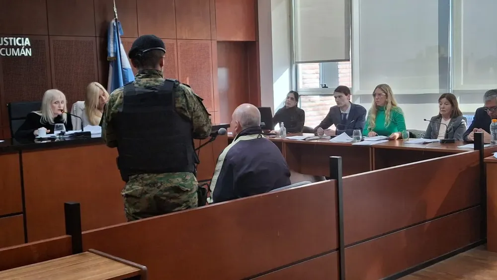 db4011ea-46e3-42d6-99ee-6af15e4cb7e0