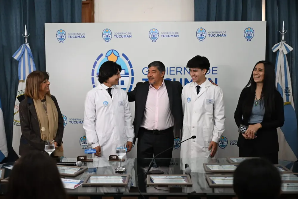 251001112306_71185 (1)