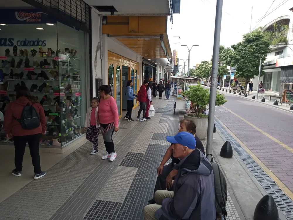 ca13bff7-61c6-41a7-bb52-2ff37b2d7792