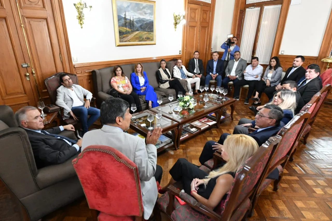 ceece5e7-edee-47c9-bbcc-f79b02d44f88