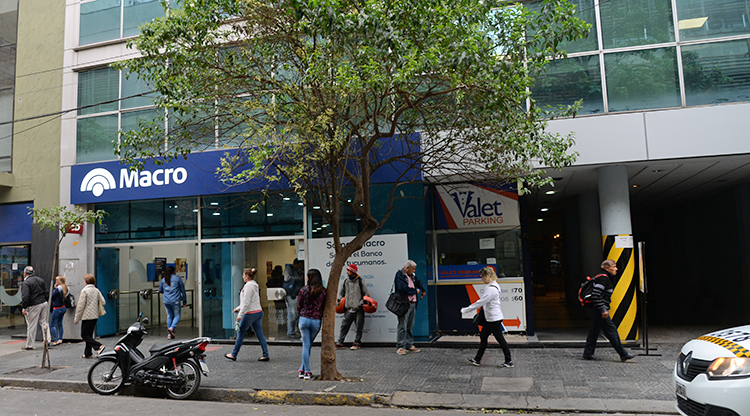 BANCO-MACRO-CASA-CENTRAL-01