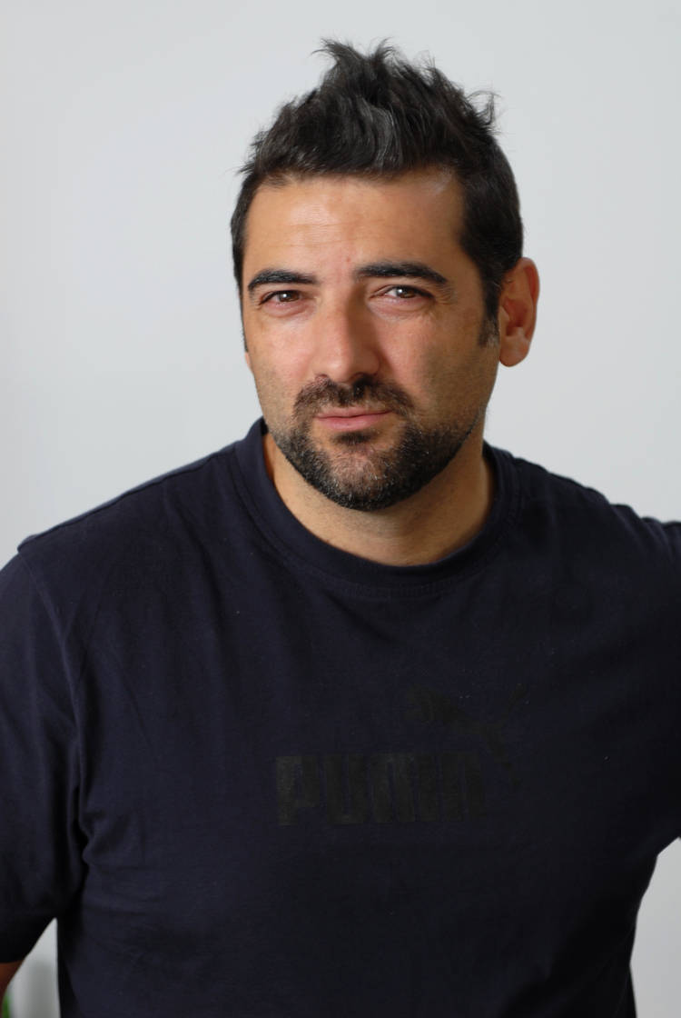 MANUEL-SAEZ-disenador-instala-Tucuman_CLAIMA20140725_0330_14