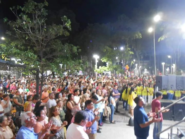 f2a08f00-3a02-4448-9141-2ab44a56a157