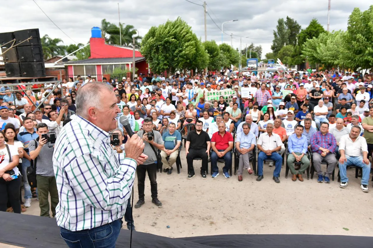 f12a01e1-8e77-41ab-8da2-01e9d3f525bf