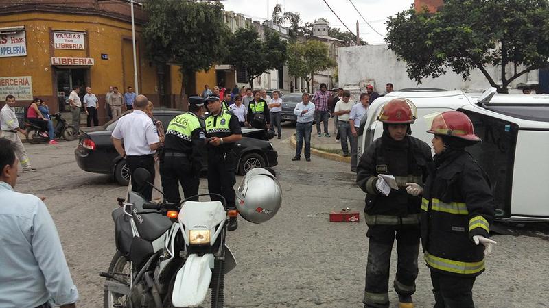 10551989_1695903077360715_1514193550_n