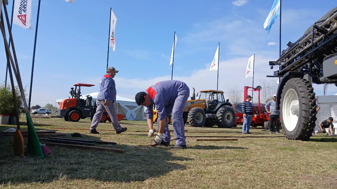 WhatsApp Image 2025-08-19 at 11.28.12 (1)