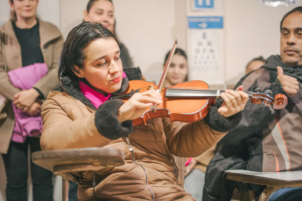 5d1302d9-7e95-4de2-9dfe-356de1e607f4