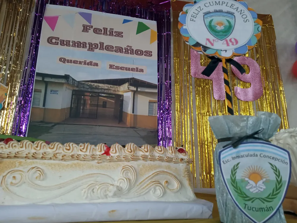 cumple ESCUELA IC