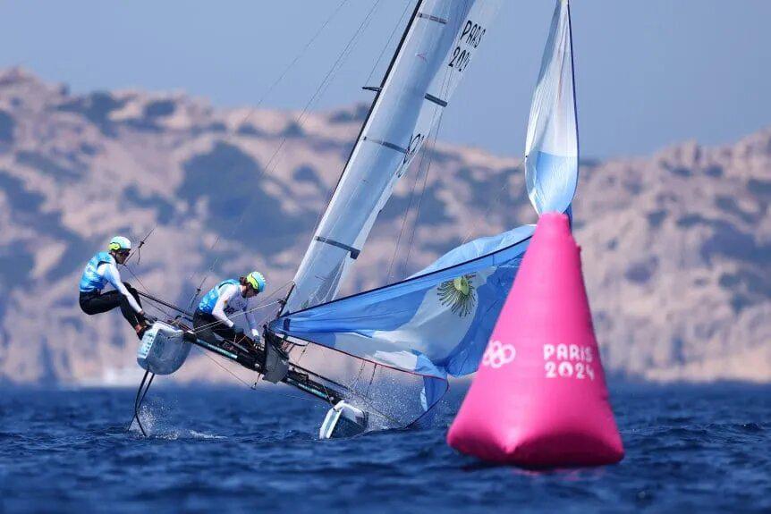 mateo-majdalani-y-eugenia-bosco-van-por-una-medalla-en-nacra-17_w862