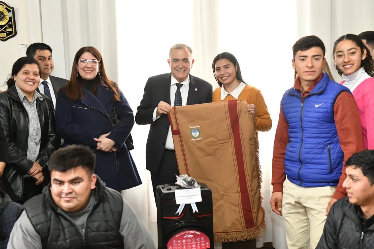 f0f0a14d-f5be-40ff-bb19-d54a5dadb58e