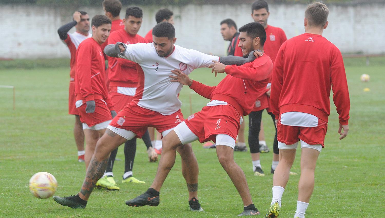pausa-practicas-se-respira-clima-distendido-dada-casi-segura-postergacion-partido-copa-argentina-contra-argentinos-juniors-para-julio-tras-copa-america-805757-233256
