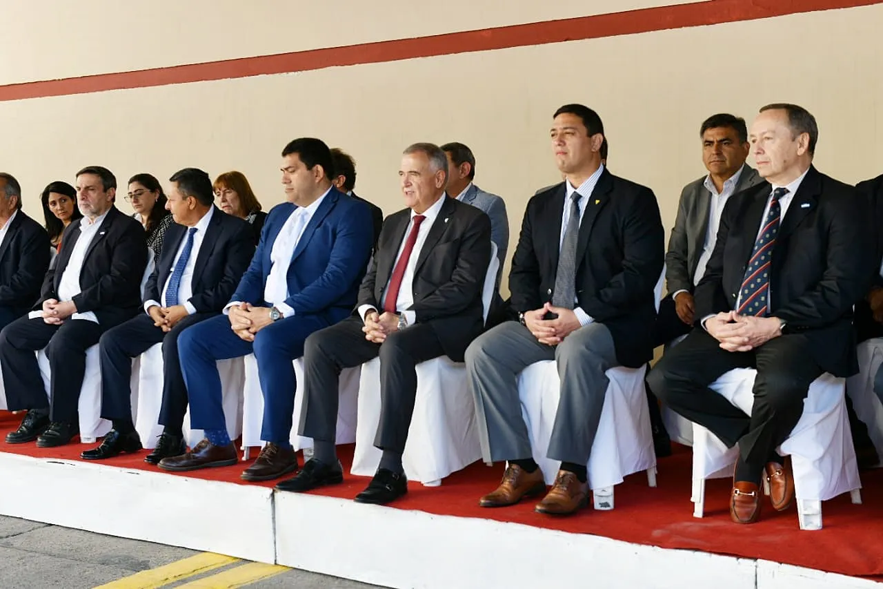 gobernador en vialidad 2