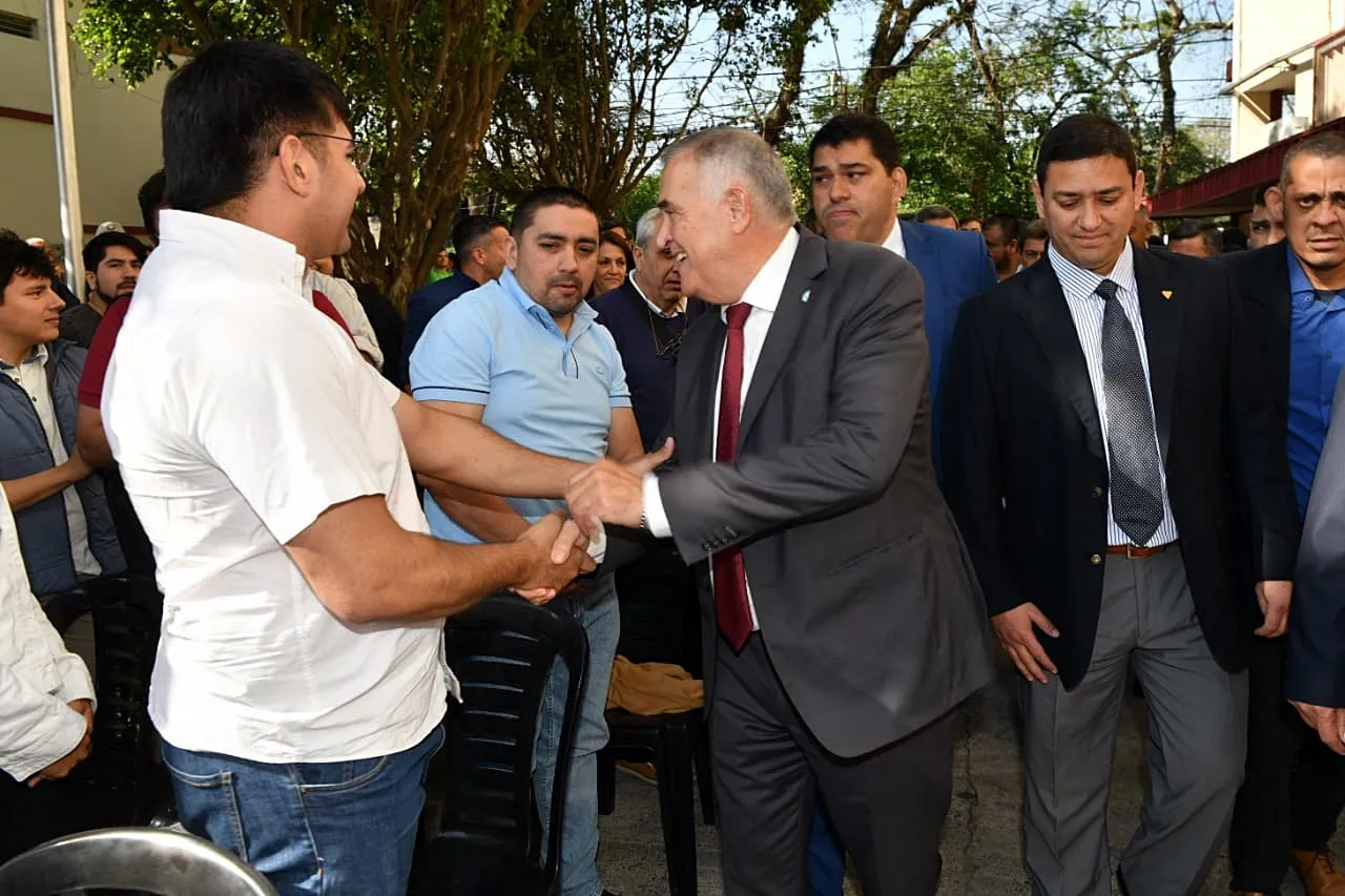 gobernador en Vialidad