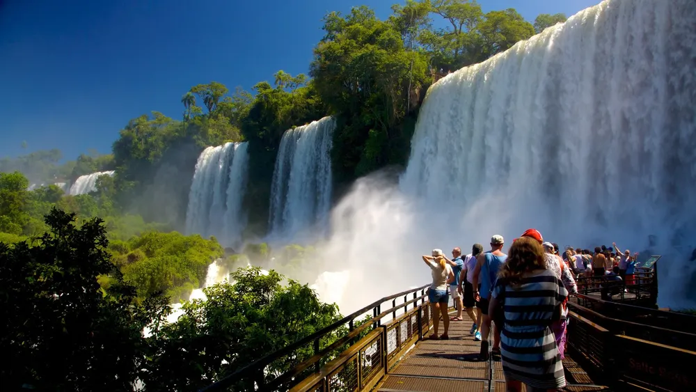 72513-Iguacu-Falls
