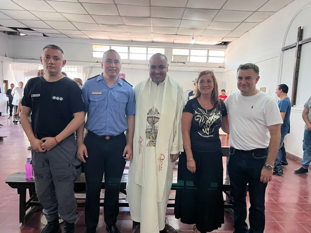 4facfb39-8117-4b55-9186-5e2694cb0567