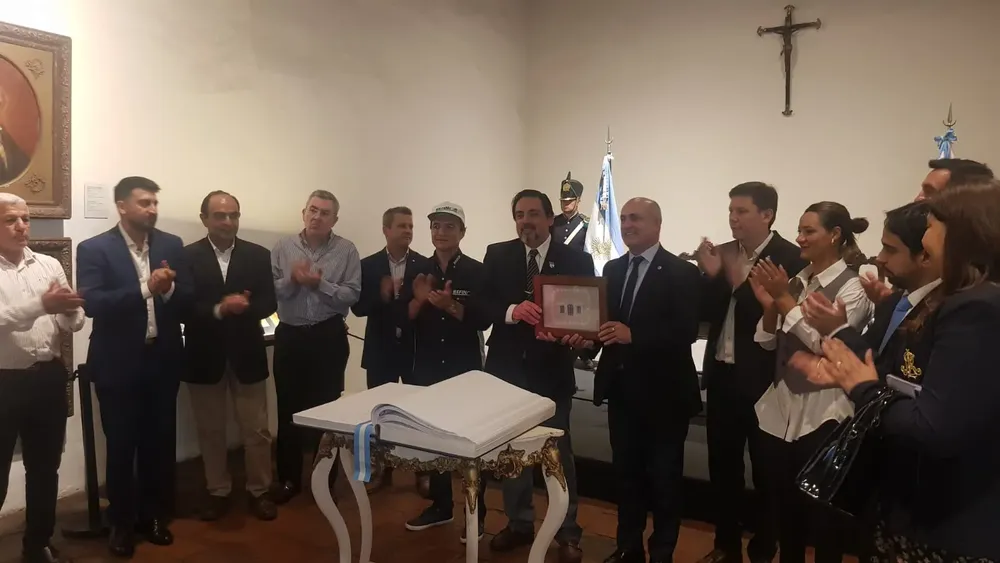 WhatsApp Image 2024-12-13 at 18.50.19 (1)