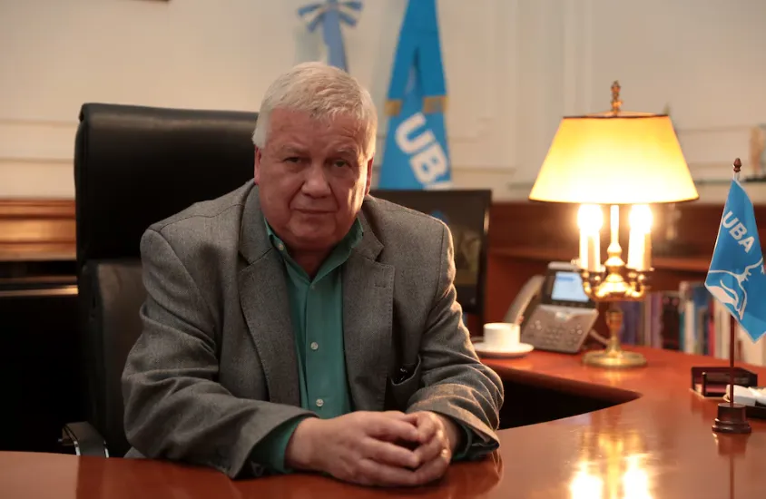 RECTOR UBA