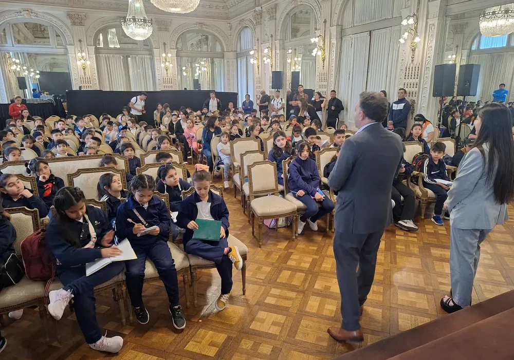 casa de gobierno -escuela UF