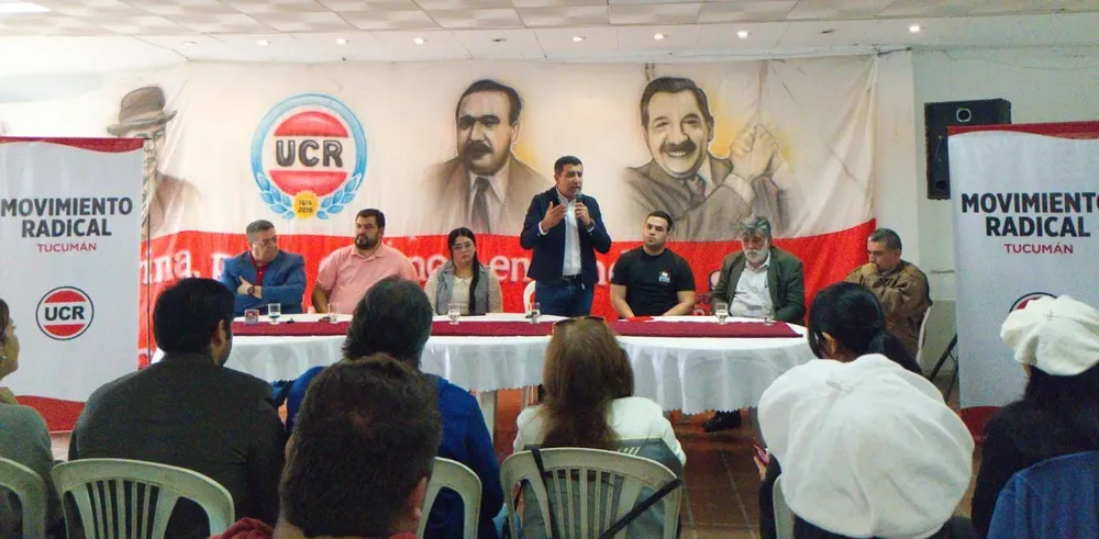 b755d70b-060c-457a-badb-301f6b5694fa