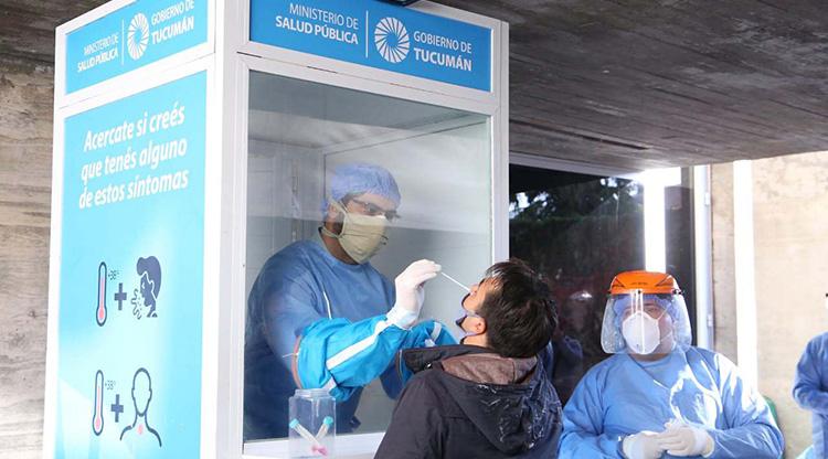 Hisopado-a-camioneros-coronavirus-Chahla-1