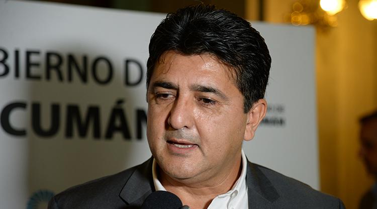 manzur-decano-UTN-firma-huawei-11