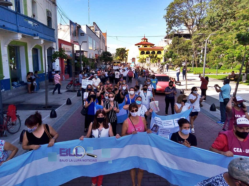 Los docentes marcharon en la primera jornada del paro por 48 horas en ...
